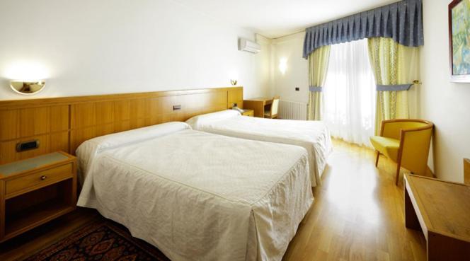Hotel Florida 알테이소 객실 사진